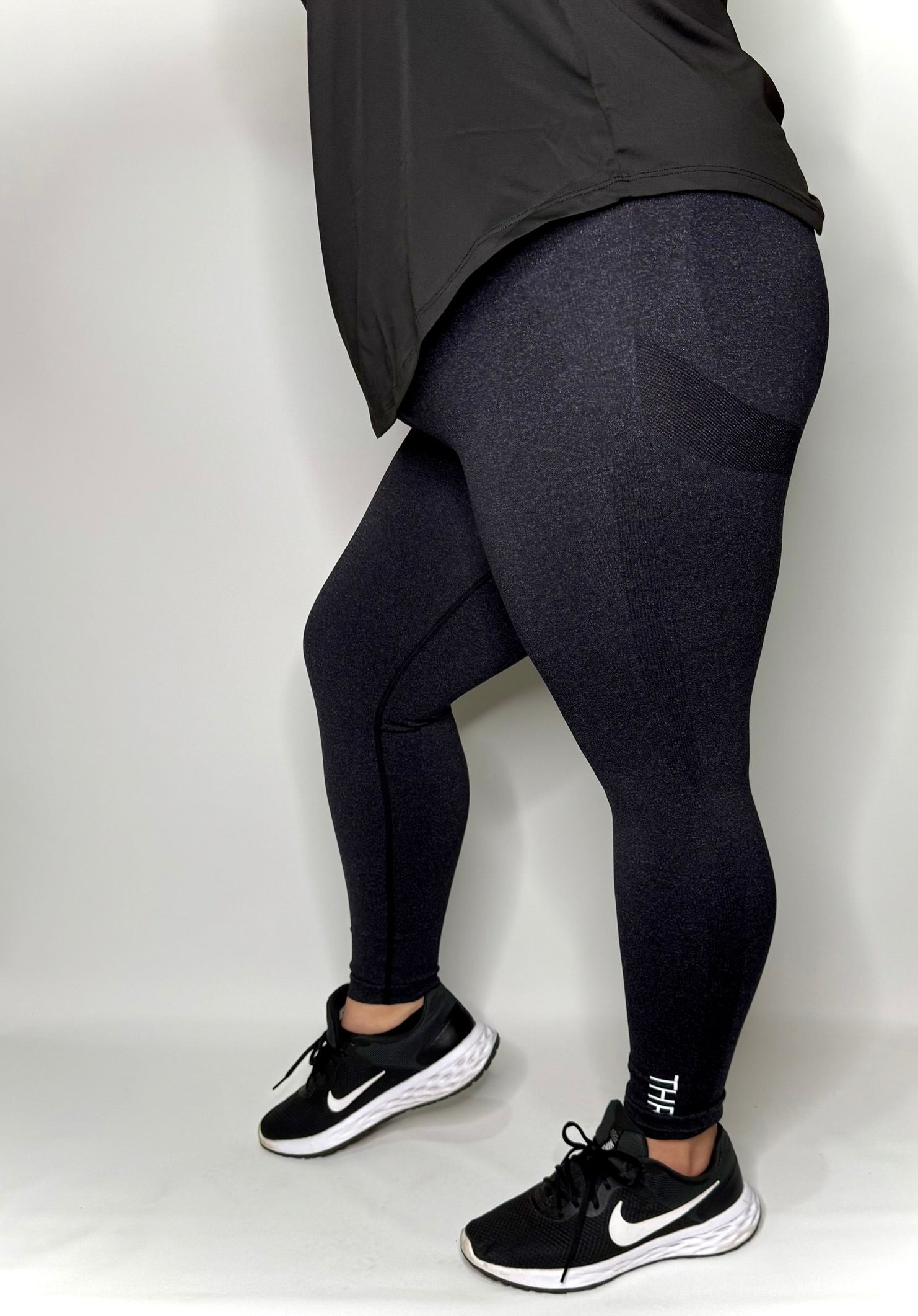 THRYV Sculpt Leggings - Carbon Black
