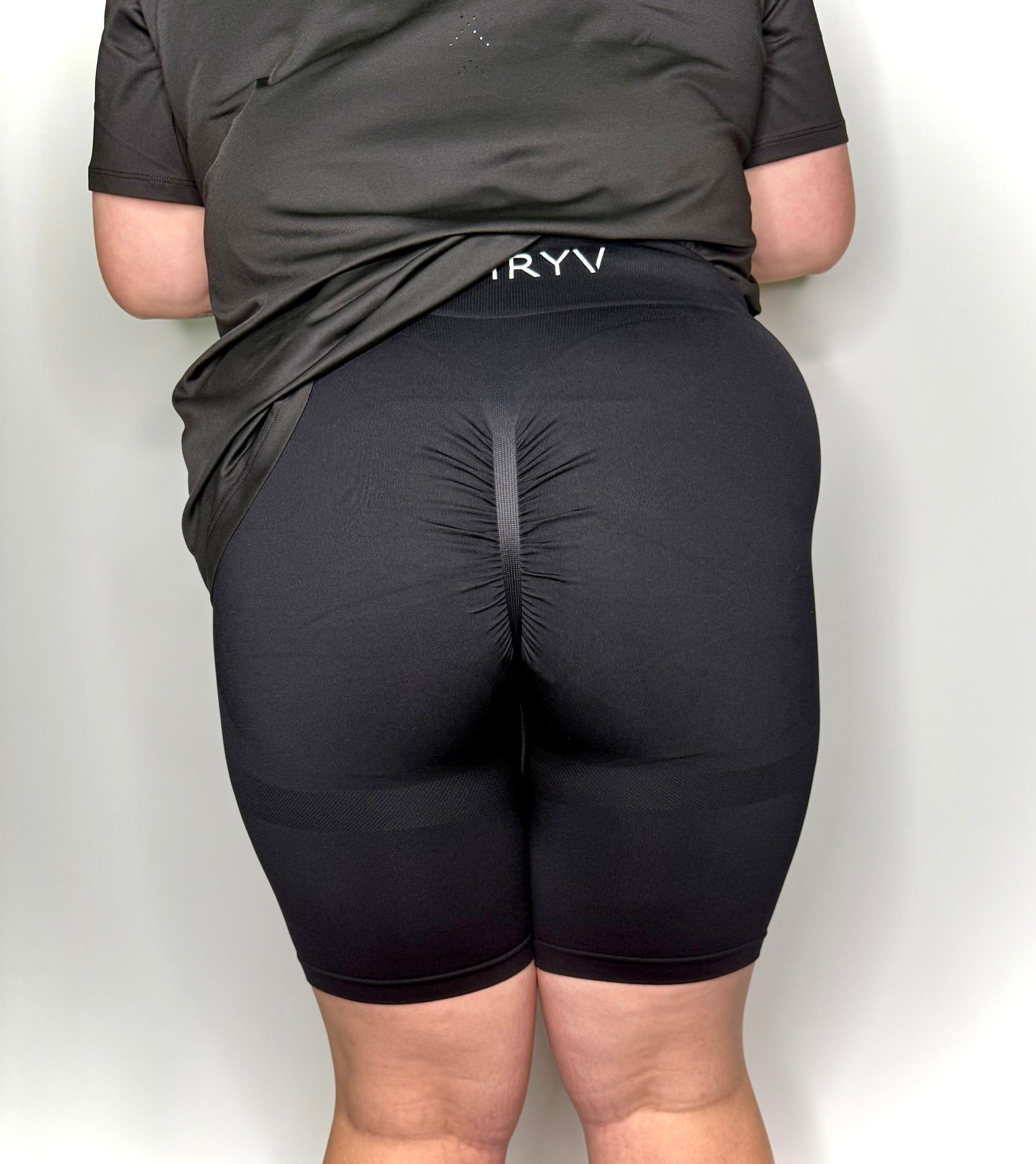 THRYV Sculpt Shorts - Midnight Black
